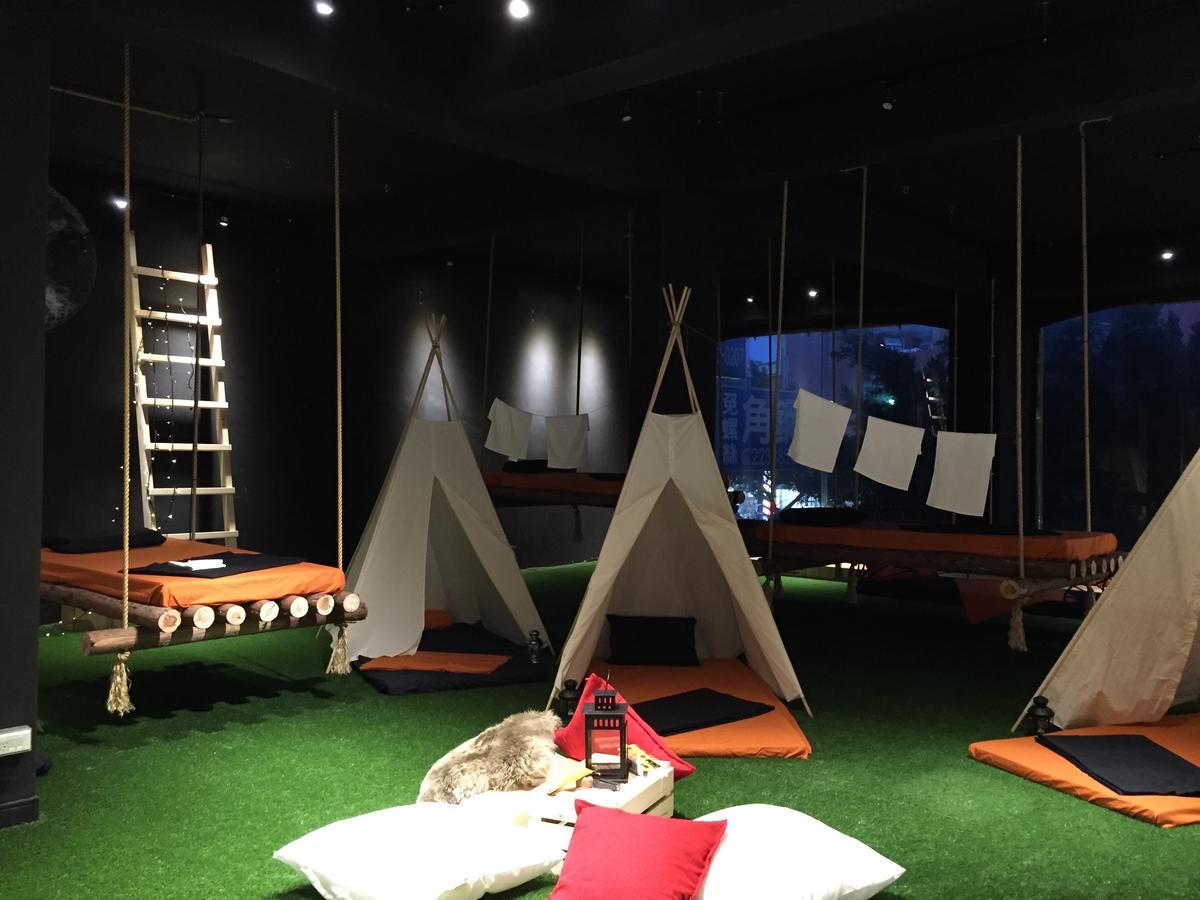 Perbed Hostel-Taichung Station Luaran gambar