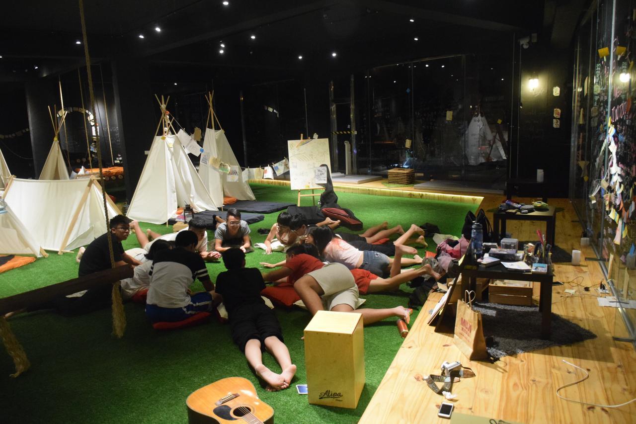 Perbed Hostel-Taichung Station Luaran gambar